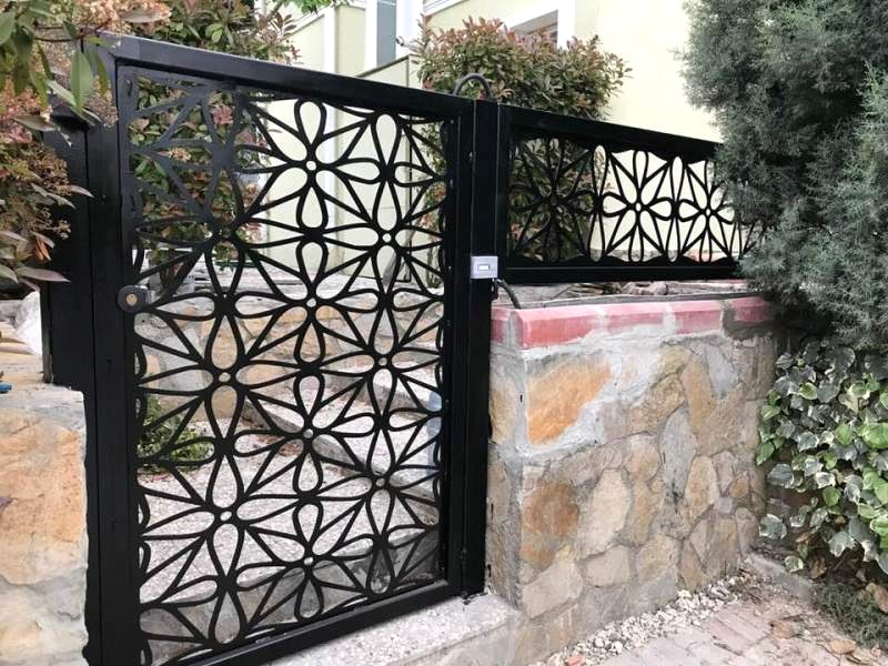 kanatlı kapılar (6) Ferforje Kapı