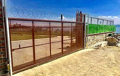 Sürgülü Çit Kapı