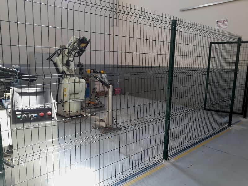 Makine Güvenlik Çiti