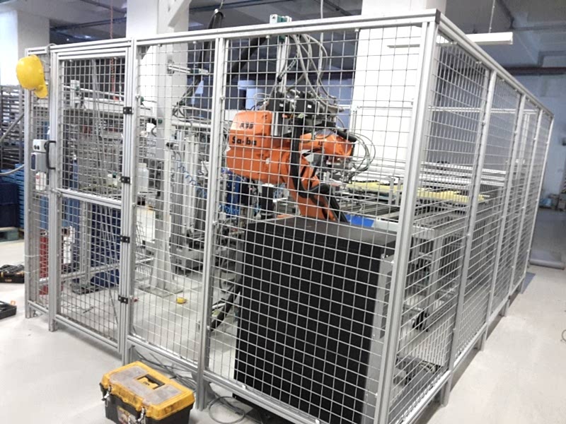 Makine Güvenlik Çiti